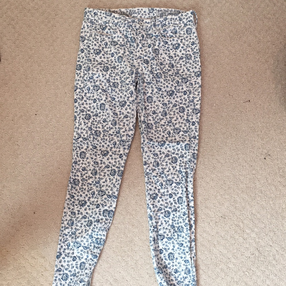 blue and white floral print Madewell jeans